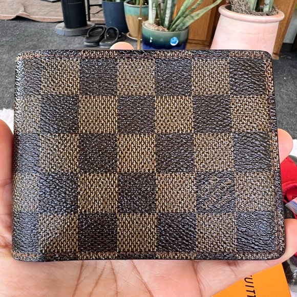 $3 Louis Vuitton Men’s Bi-fold Wallet Damier Ebene RA0096 - Picture 1 of 8